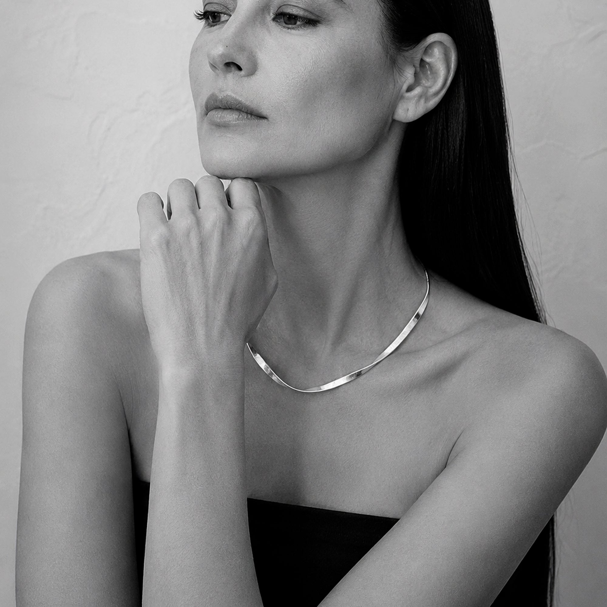 AINALIE Collier en Argent – Design Torsadé pour Votre Quotidien