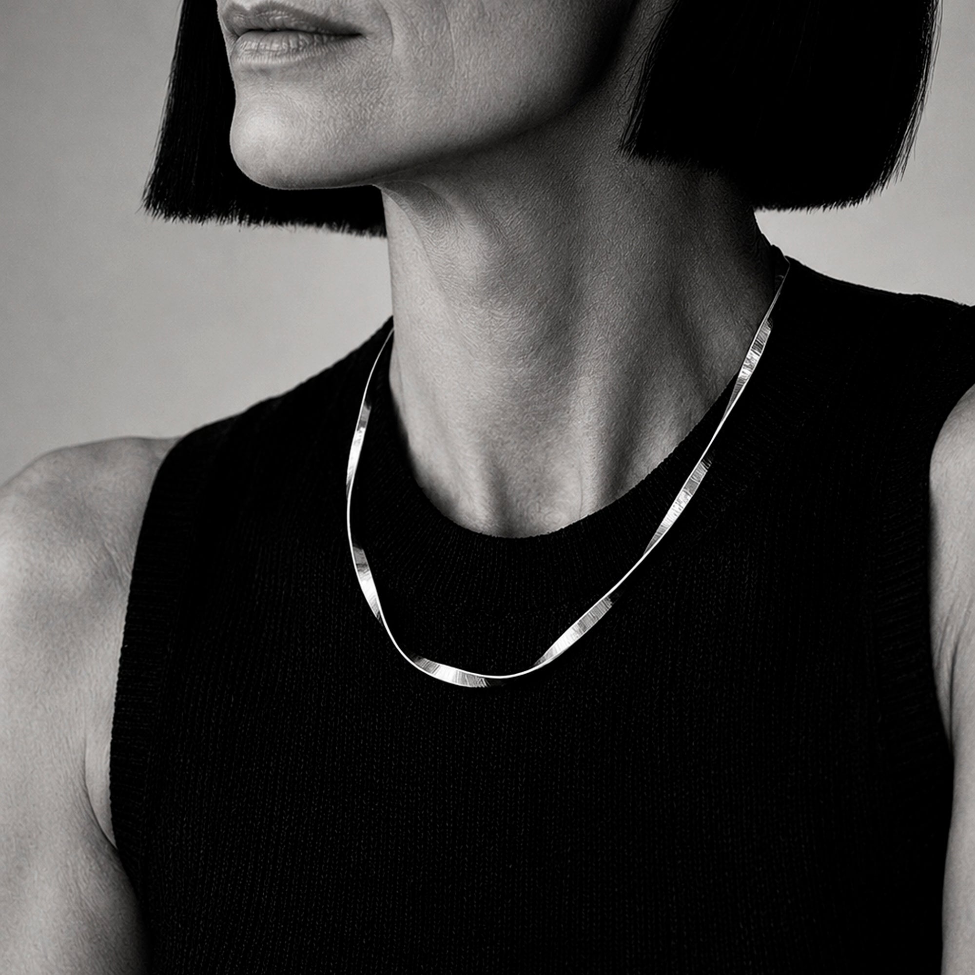 AINALIE Collier en Argent – Design Torsadé pour Votre Quotidien