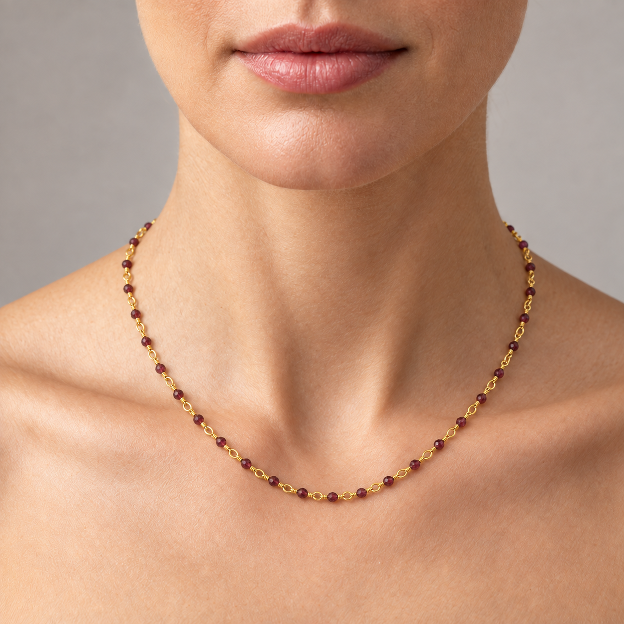 ANITA Goldkette mit Rot Granat Steinen - 925 Silber