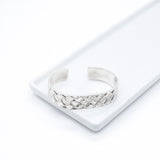ALISA S925 Silver cuff with braided pattern – robust and modern
